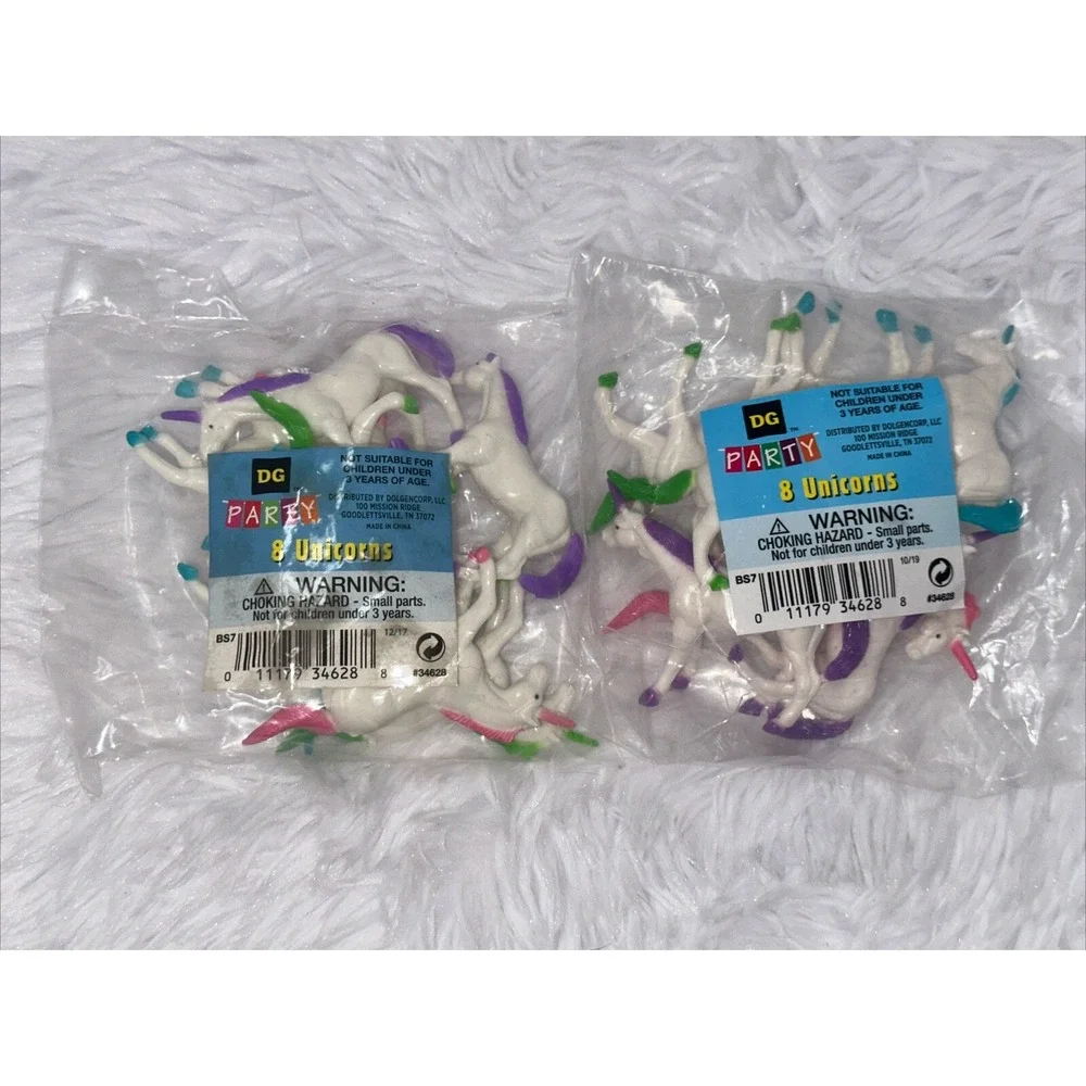 DG Party 8 Unicorns Figure Set White Multi Color Plastic Toy Favors 2 Packs 16ct
